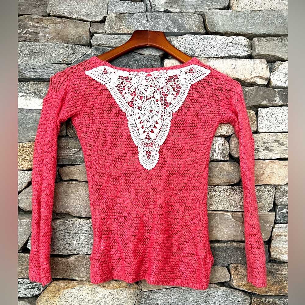 Pink Republican sweater with crochet lace back detail Girls size M (10/12)